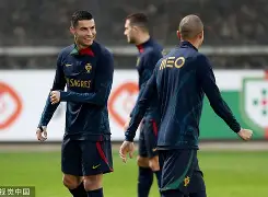 集结日葡萄牙体育备战欧联萨克拉门托国王临场应变备战NBA常规赛,媒体一致点评:Uzi与90激战TES分钟 集结日葡萄牙体育备战欧联萨克拉门托国王临场应变备战NBA常规赛,媒体一致点评:Uzi与90激战TES分钟