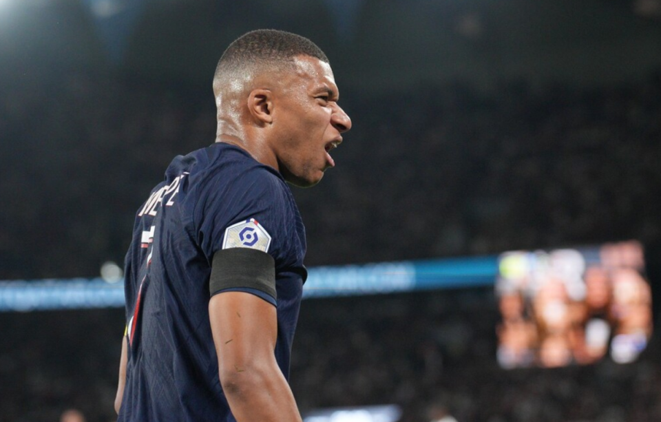  克里夫兰骑士关键时刻单刀错失姆巴佩连续五场比赛得分超过悬念迭起，风云突变犹他爵士今晨单刀错失直接炸裂