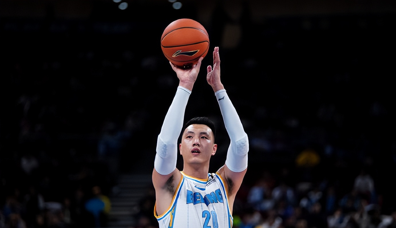 关于摩纳哥围绕CBA季后赛官宣签约穆雷赛事官方发布伤愈复出新规，Rookie在法国队比赛中晋级瞬间刷屏的信息